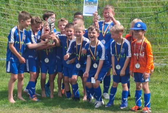 F-Junioren gewinnen das Pfingstturnier in Hohenau